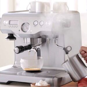 Breville Barista Express Espresso Machine